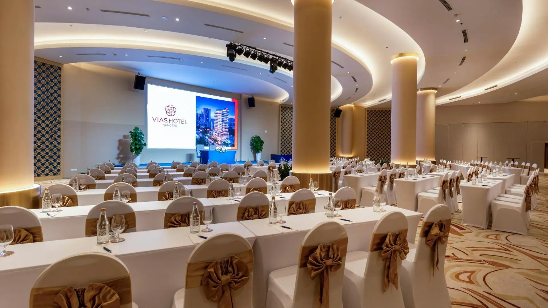 Vias Hotel Vung Tau - Transportation Included