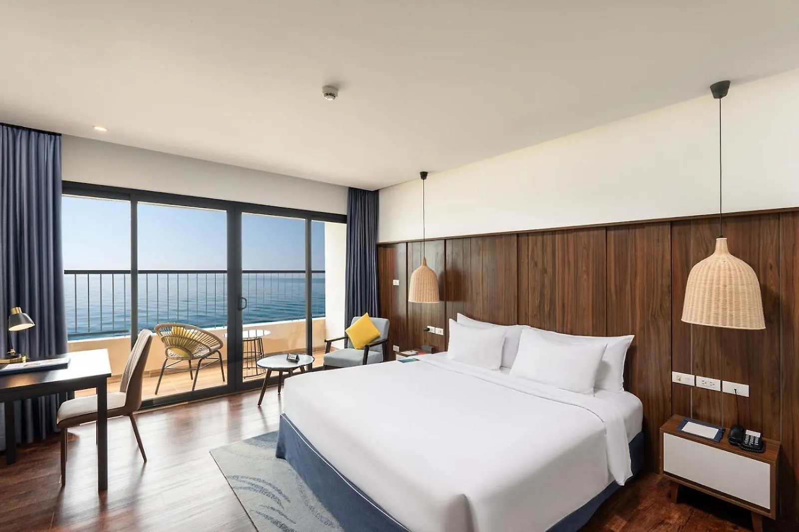 Vias Hotel Vung Tau - Transportation Included