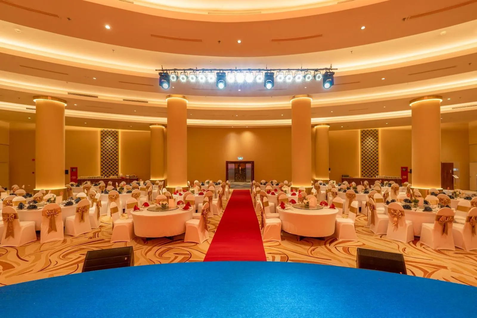 Vias Hotel Vung Tau - Transportation Included Vietnám